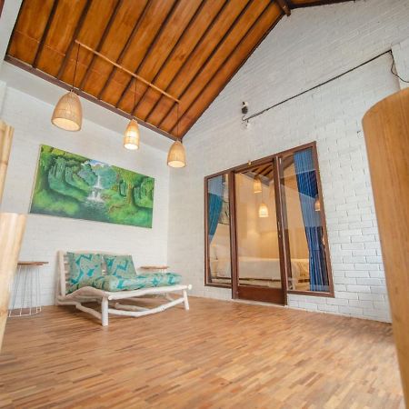 Terracotta Guest House Bali Canggu Екстериор снимка