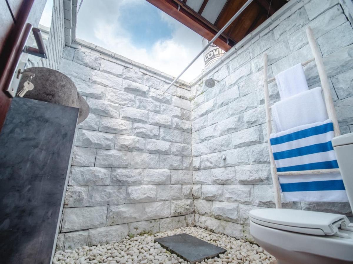 Terracotta Guest House Bali Canggu Екстериор снимка